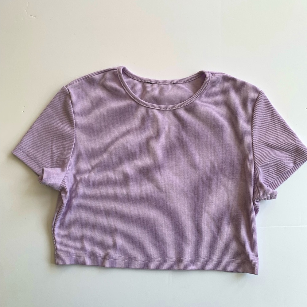 Lavender cropped T-shirt